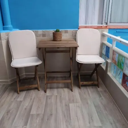 Nice Apartment 2 Minutes Walk From The Sea *